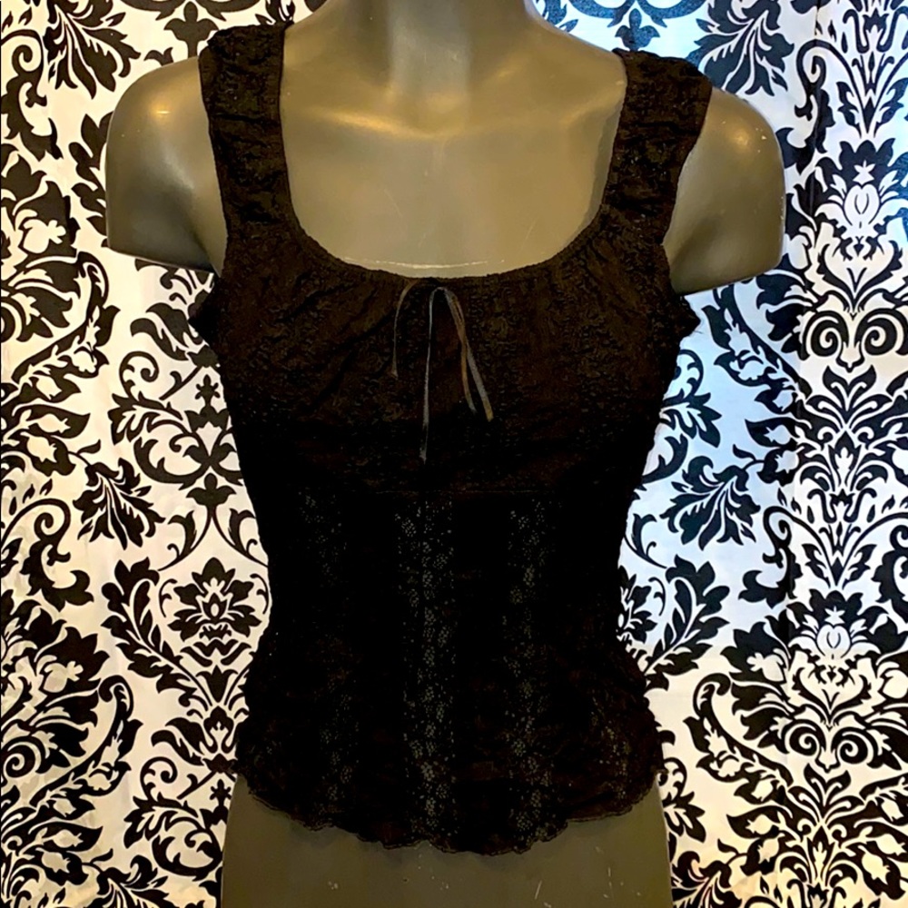 Cute lace sirens top